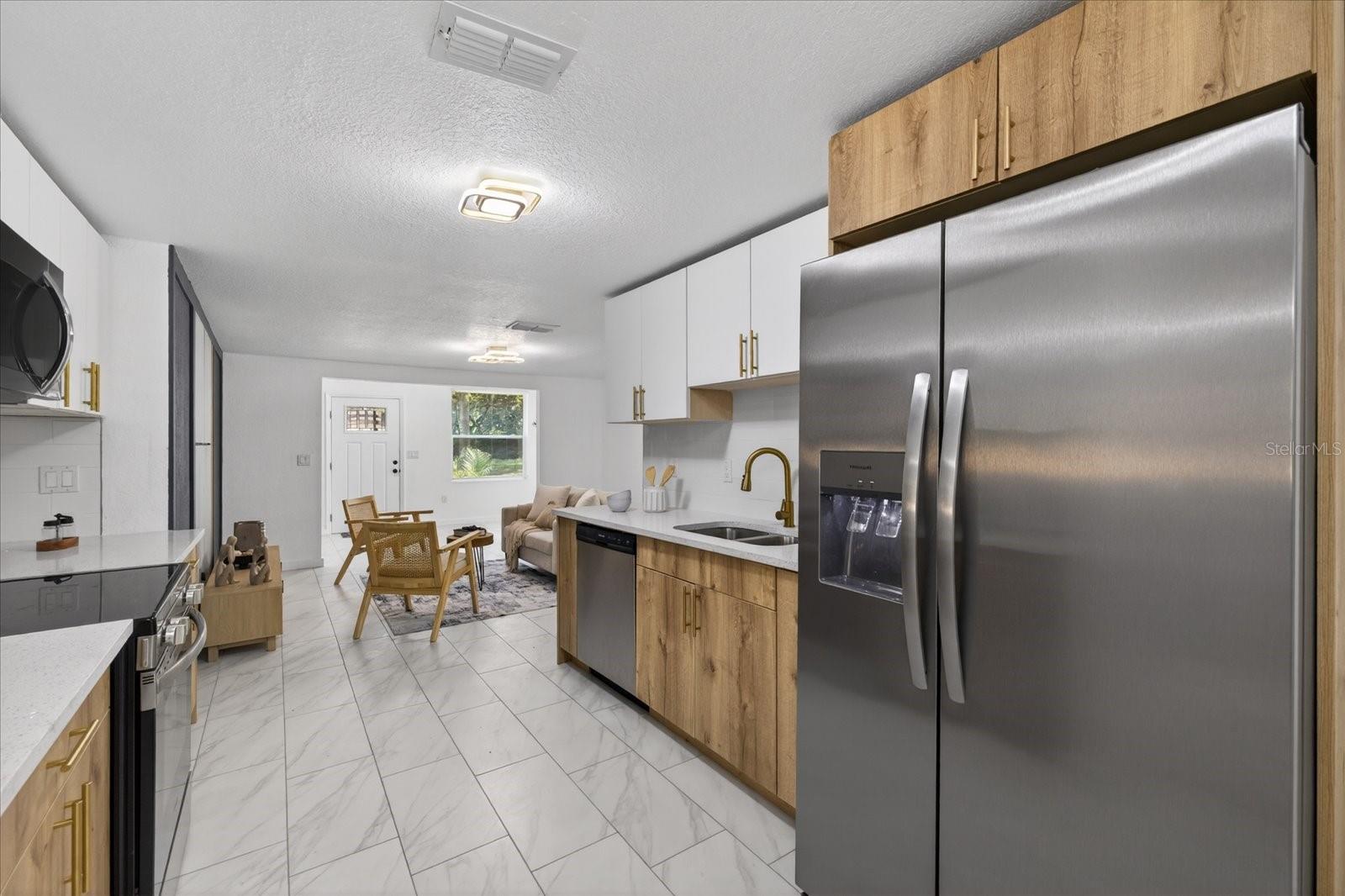 7806 E 114TH AVE, TAMPA, FL, 33617