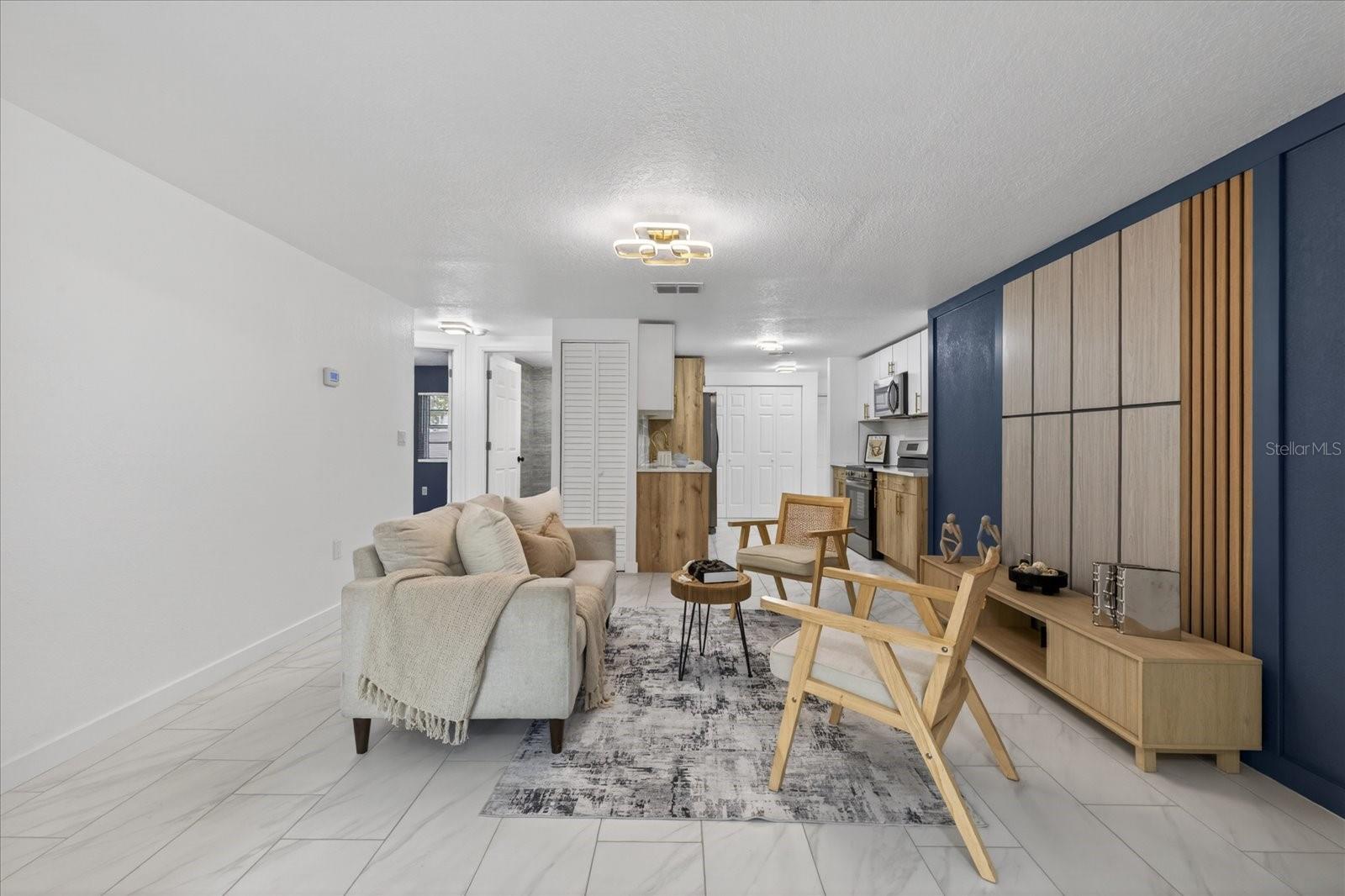 7806 E 114TH AVE, TAMPA, FL, 33617