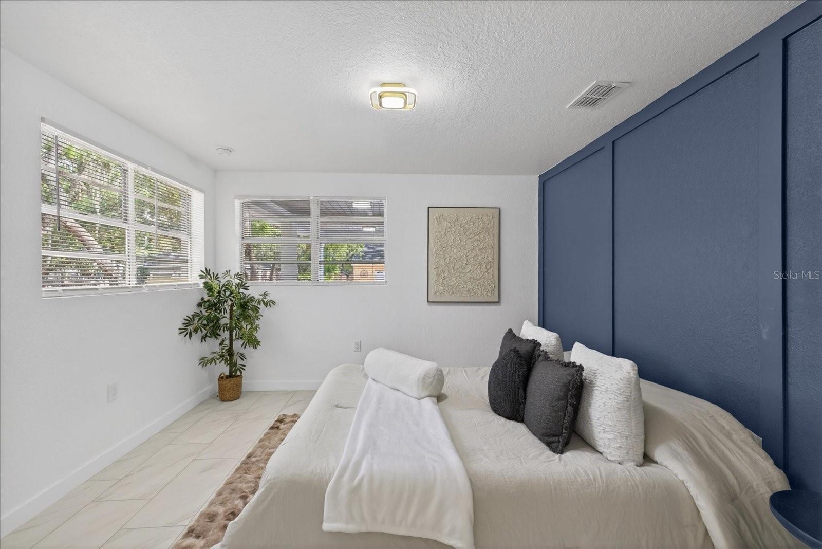 7806 E 114TH AVE, TAMPA, FL, 33617