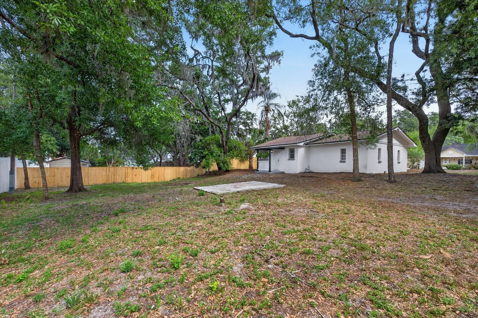 7806 E 114TH AVE, TAMPA, FL, 33617