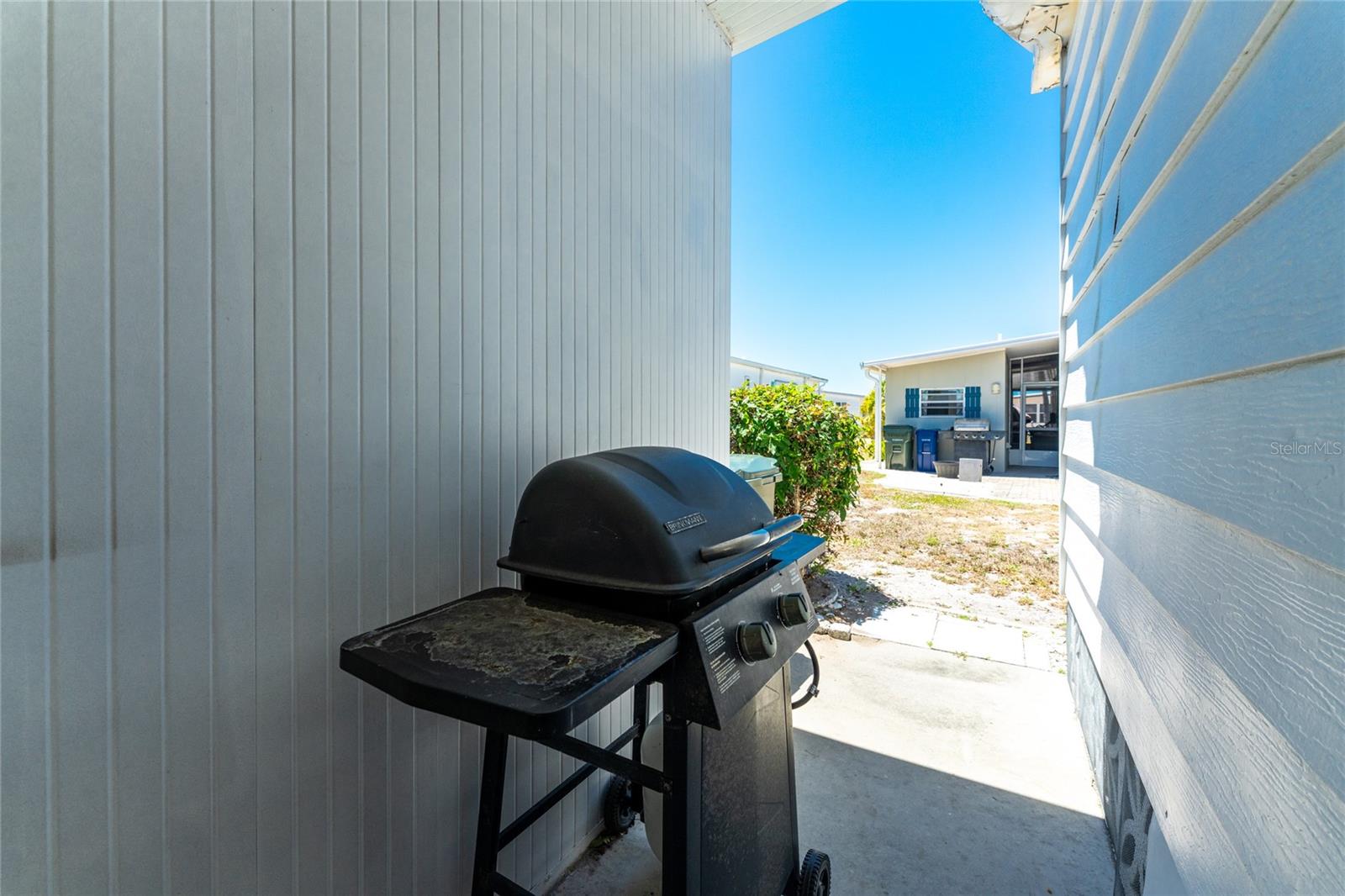 17 N FLORA VISTA ST, ENGLEWOOD, FL, 34223