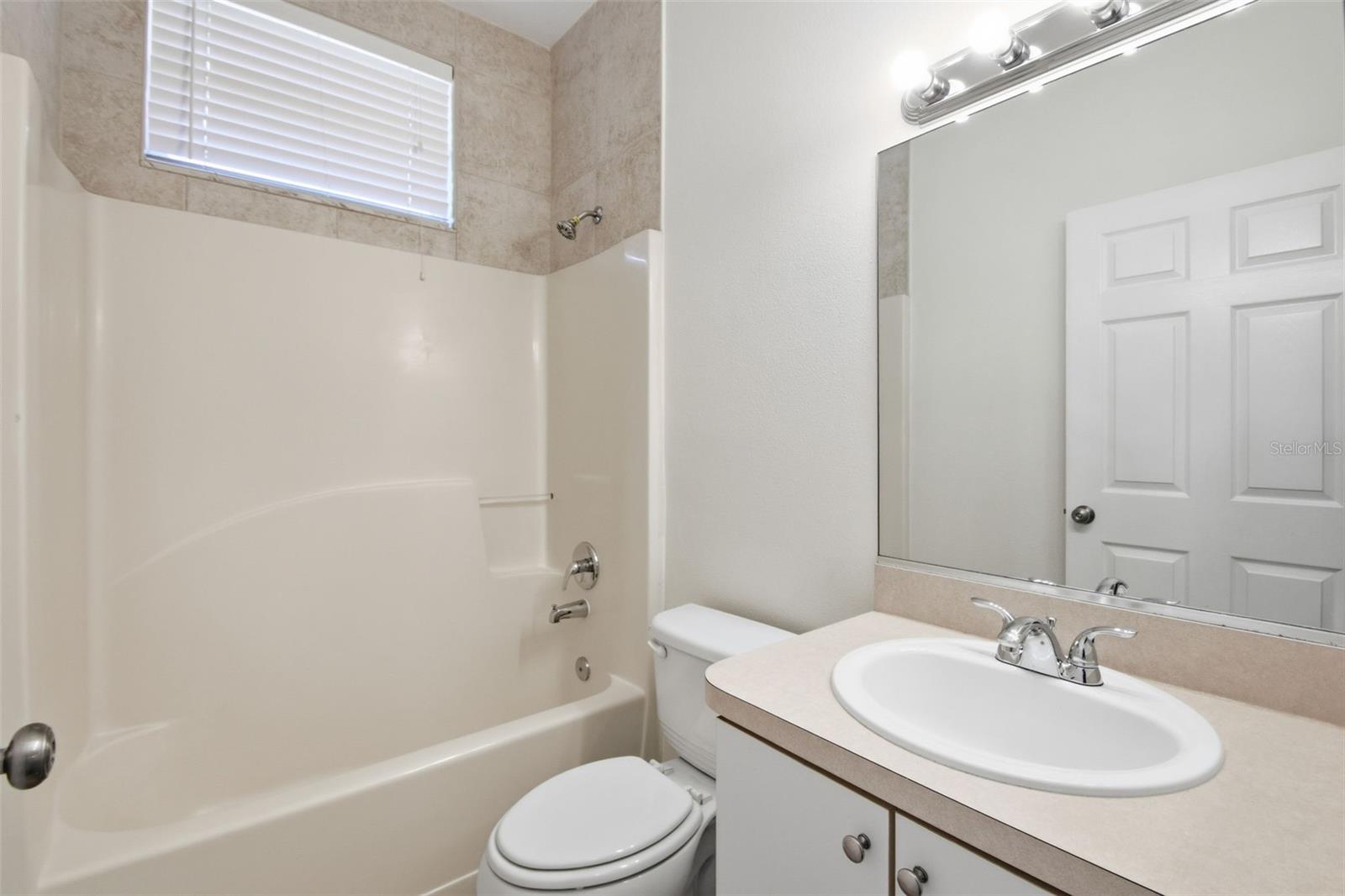 823 SPRINGWOOD CIR, BRADENTON, FL, 34212