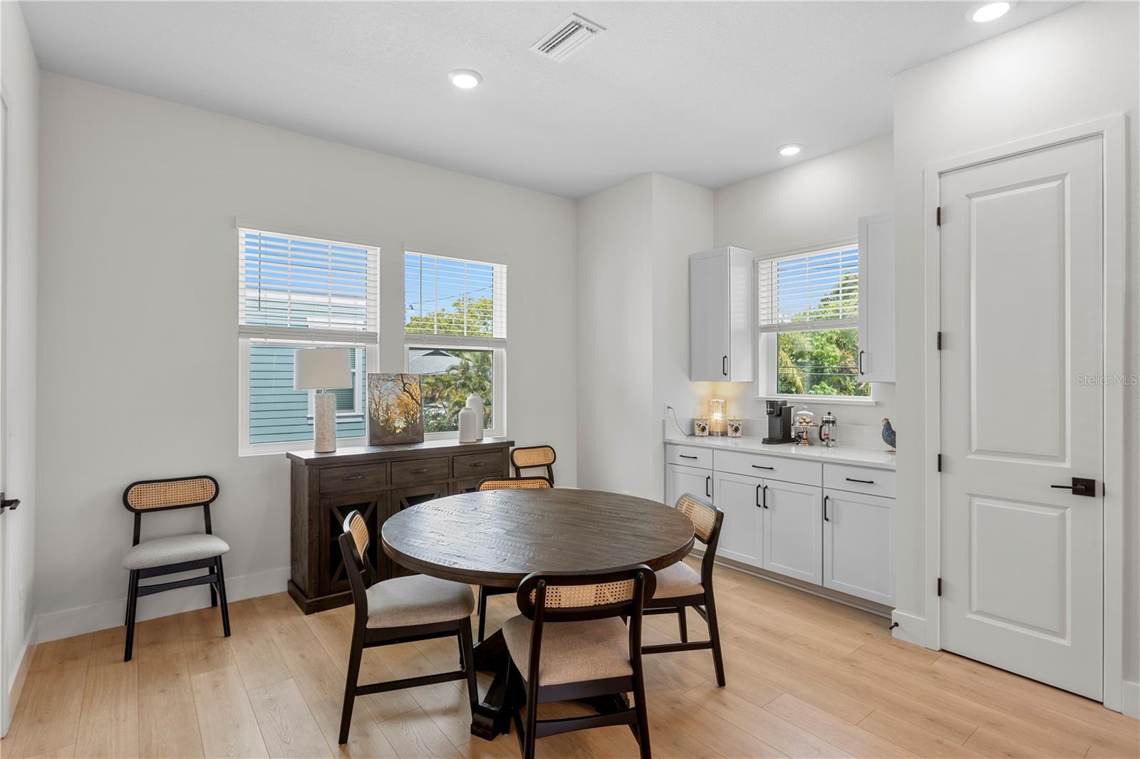 114 21 ST N, ST PETERSBURG, FL, 33713