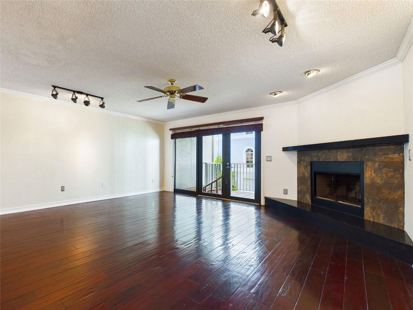 745 PINELLAS BAYWAY S #202, TIERRA VERDE, FL, 33715