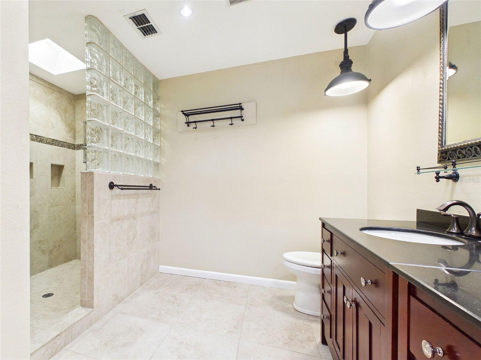 745 PINELLAS BAYWAY S #202, TIERRA VERDE, FL, 33715