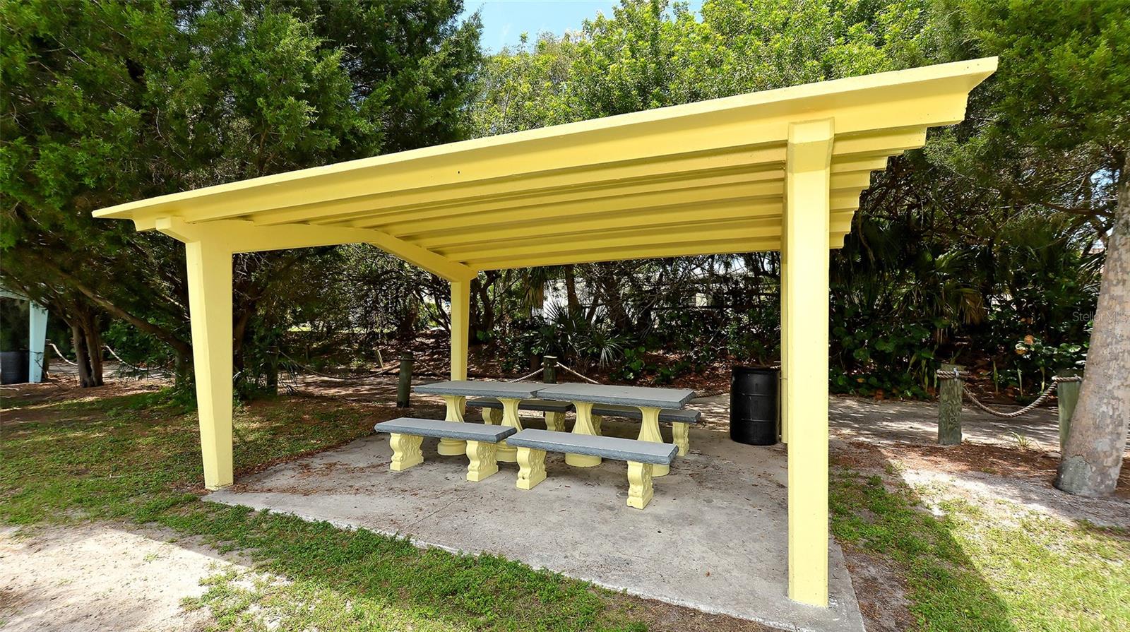 1554 PLEASANT RD #J5, BRADENTON, FL, 34207