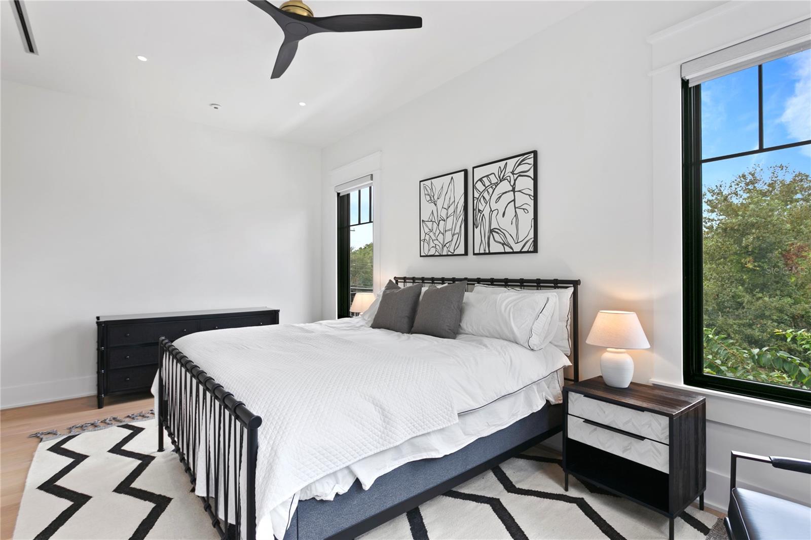 319 W FRANCES AVE, TAMPA, FL, 33602