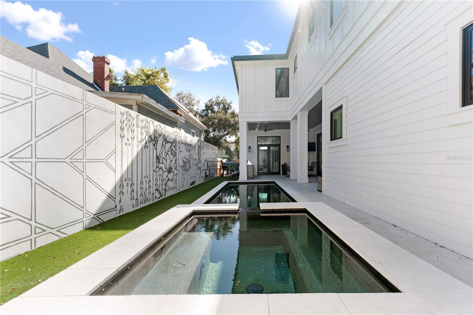 319 W FRANCES AVE, TAMPA, FL, 33602