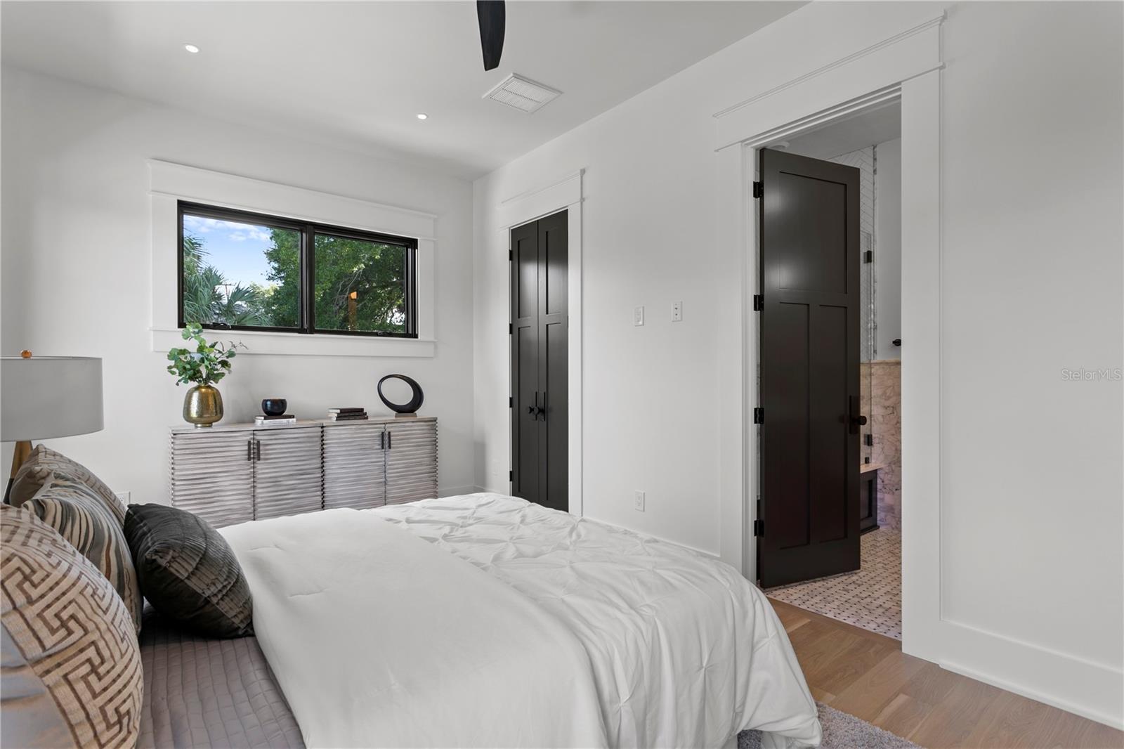 319 W FRANCES AVE, TAMPA, FL, 33602