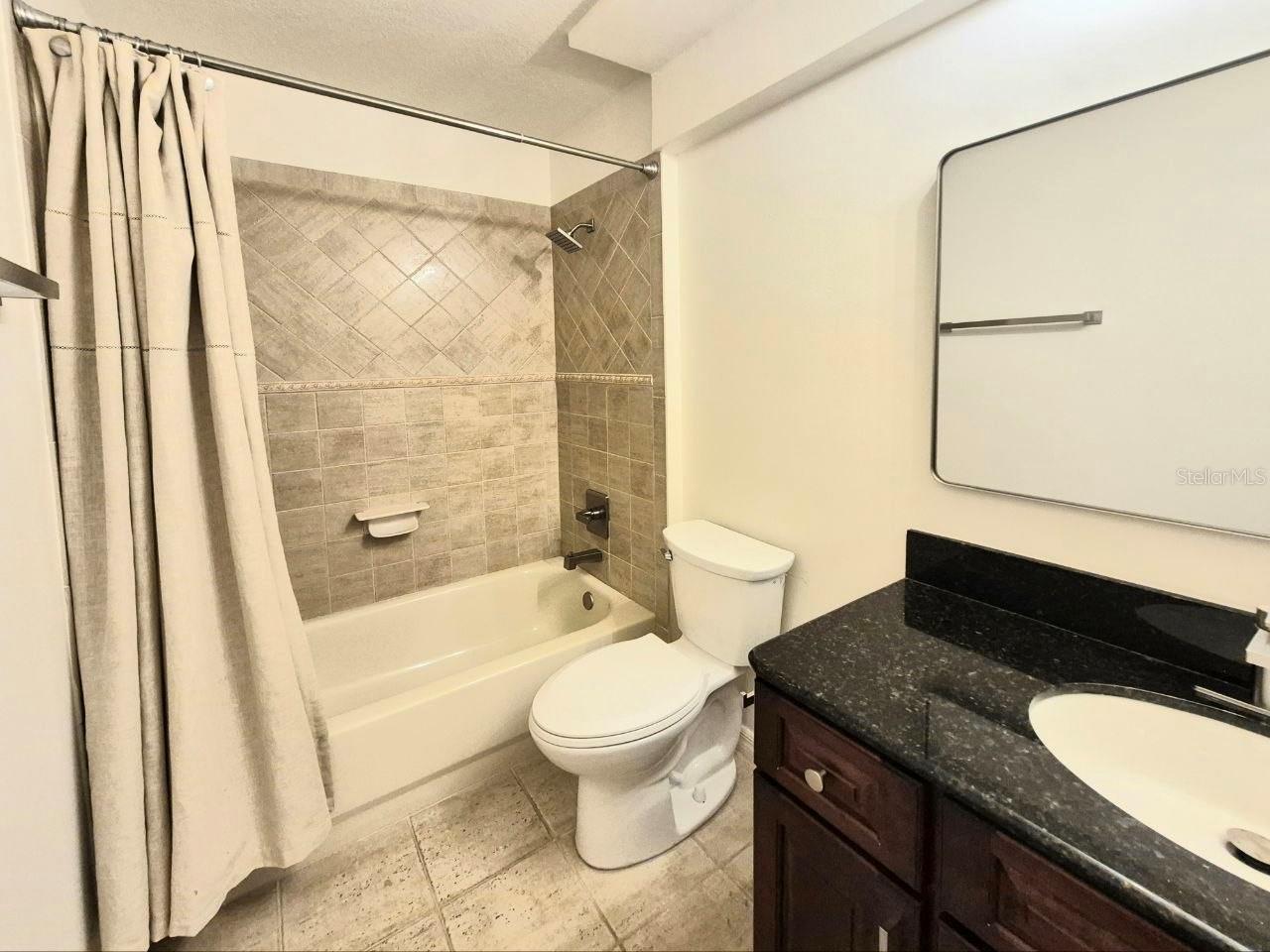 2214 GREEN OAKS LN, TAMPA, FL, 33612