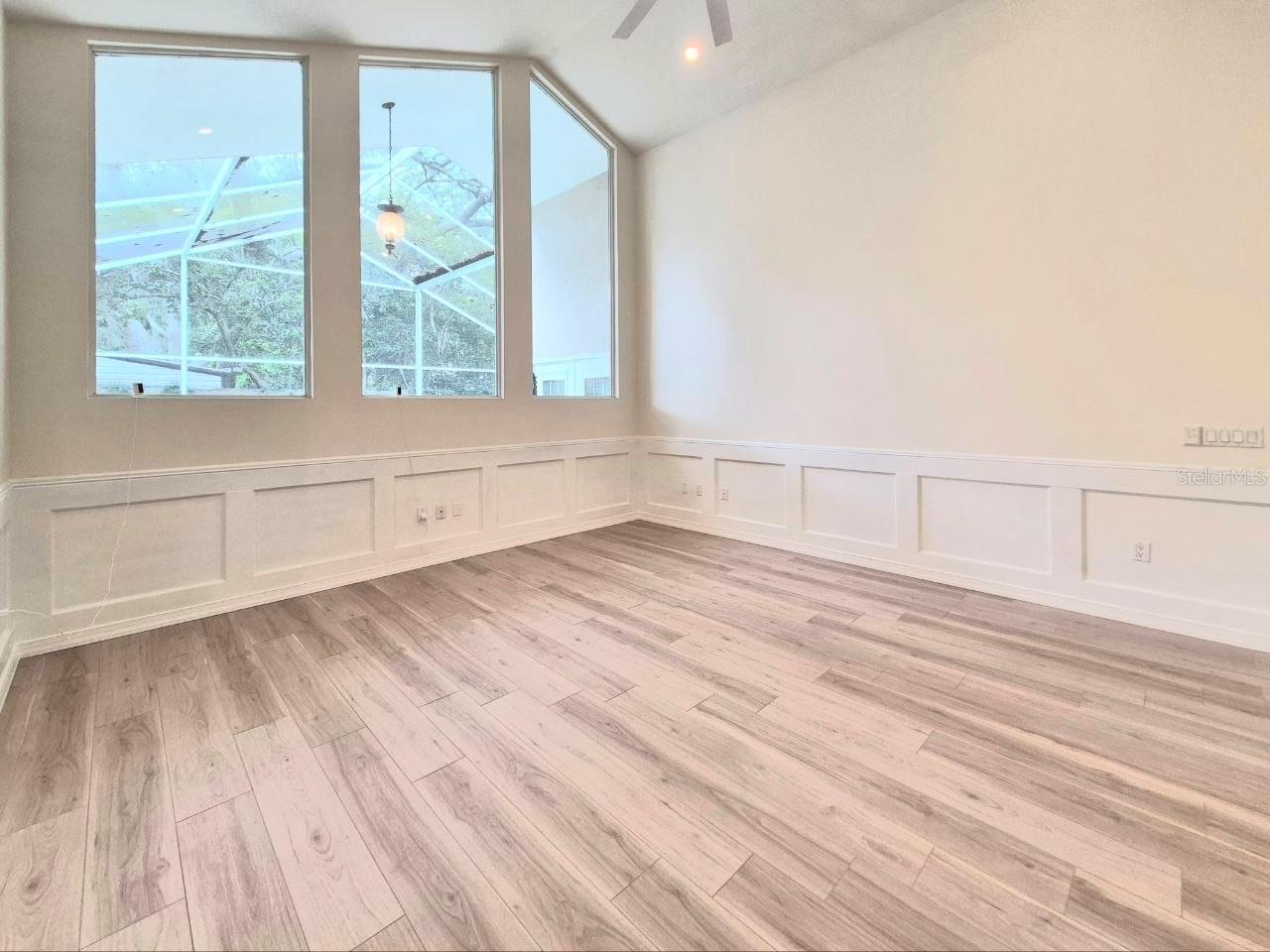 2214 GREEN OAKS LN, TAMPA, FL, 33612