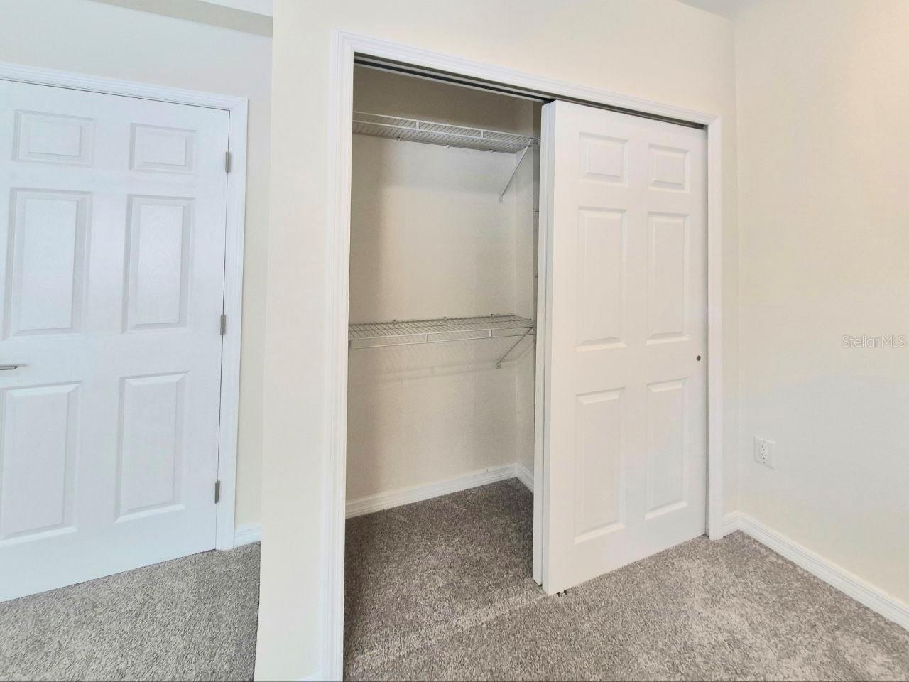 2214 GREEN OAKS LN, TAMPA, FL, 33612