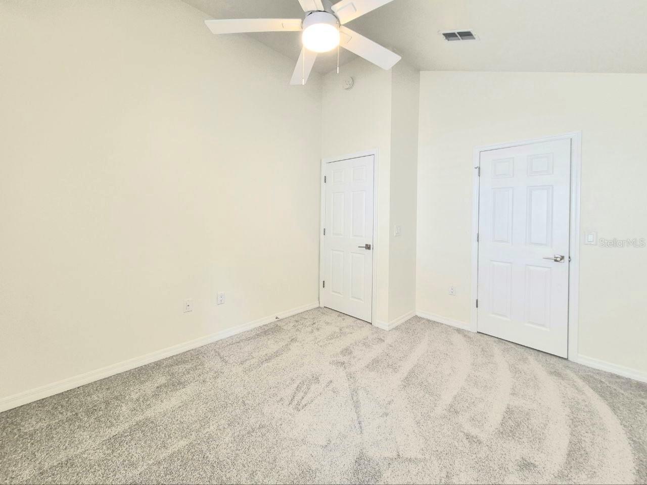 2214 GREEN OAKS LN, TAMPA, FL, 33612