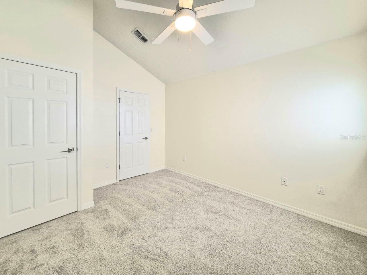 2214 GREEN OAKS LN, TAMPA, FL, 33612