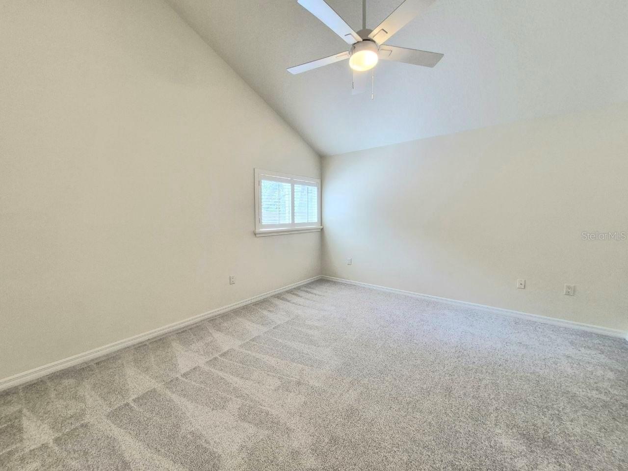 2214 GREEN OAKS LN, TAMPA, FL, 33612