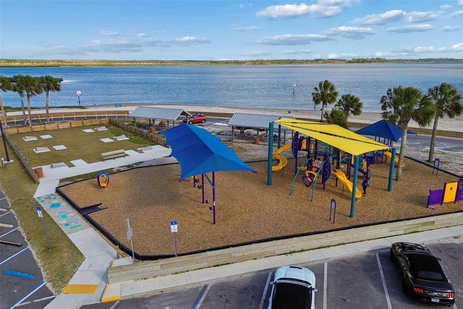 10501 PINE ISLAND DR, WEEKI WACHEE, FL, 34607