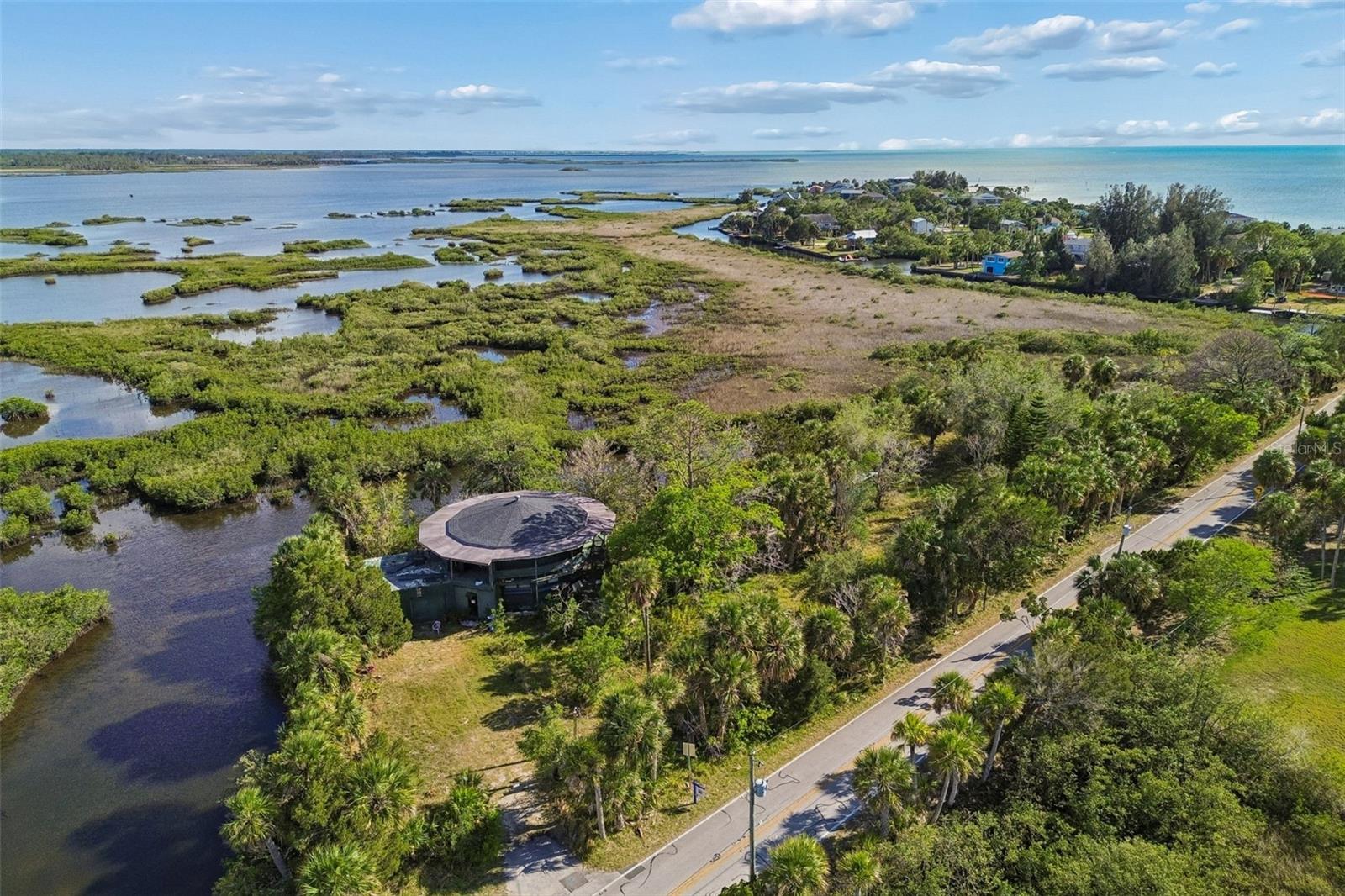 10501 PINE ISLAND DR, WEEKI WACHEE, FL, 34607