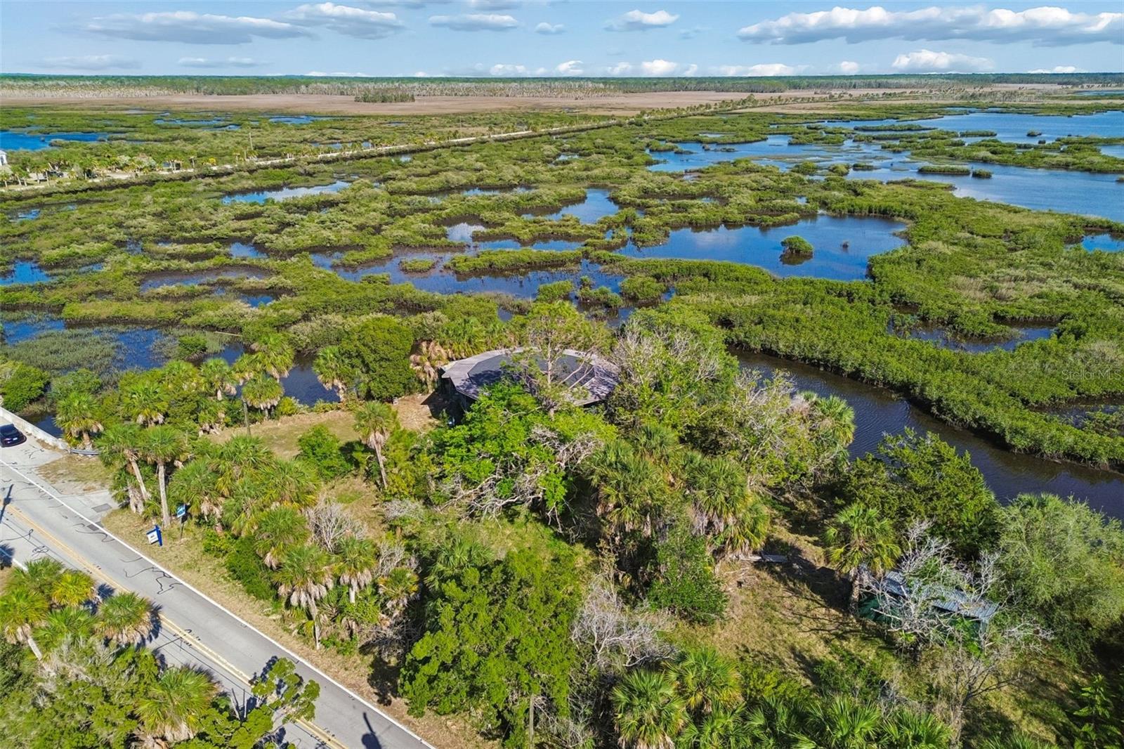 10501 PINE ISLAND DR, WEEKI WACHEE, FL, 34607