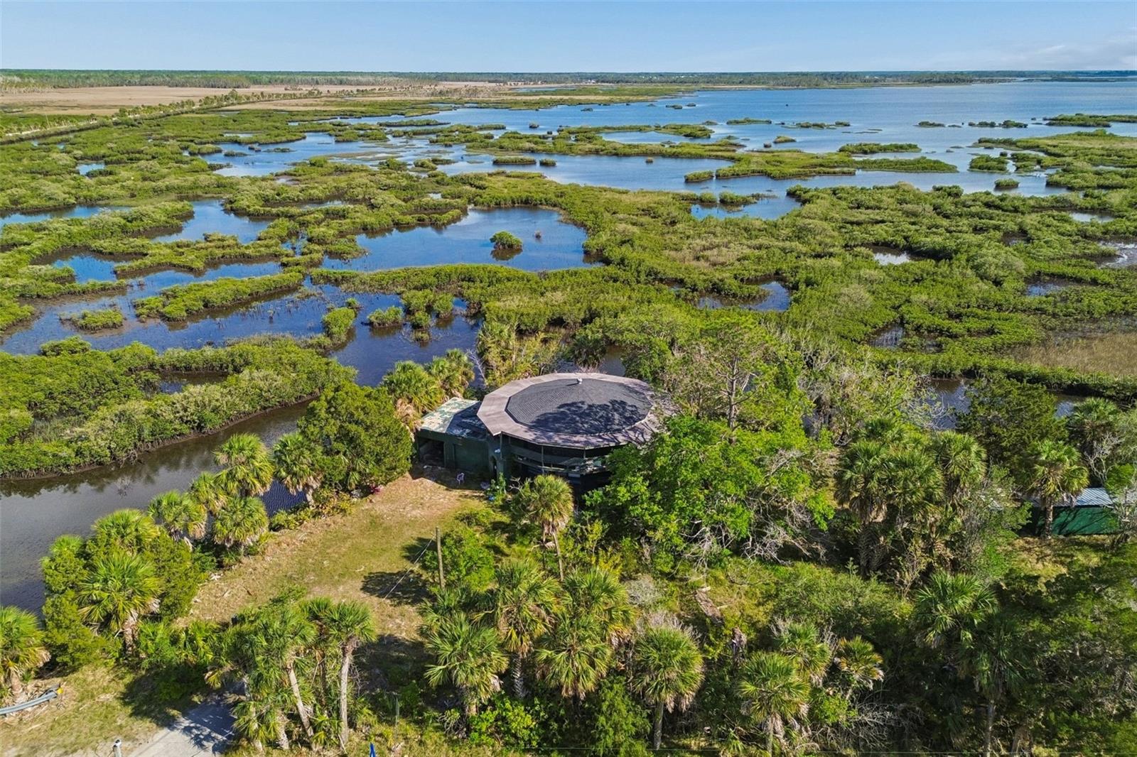 10501 PINE ISLAND DR, WEEKI WACHEE, FL, 34607