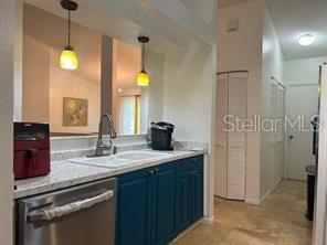 7715 33RD LN E, SARASOTA, FL, 34243