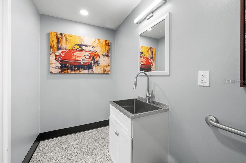 5431 COMMUNICATIONS PKWY #28, LAKEWOOD RANCH, FL, 34240