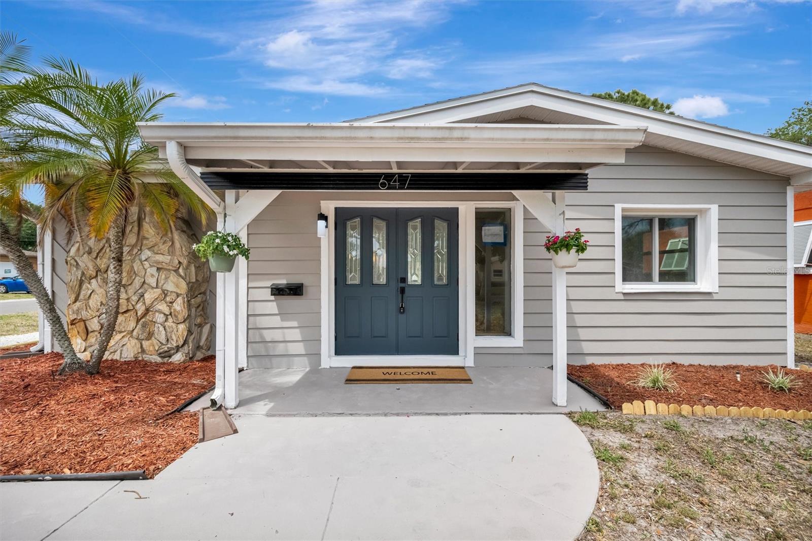 647 74TH AVE N, ST PETERSBURG, FL, 33702