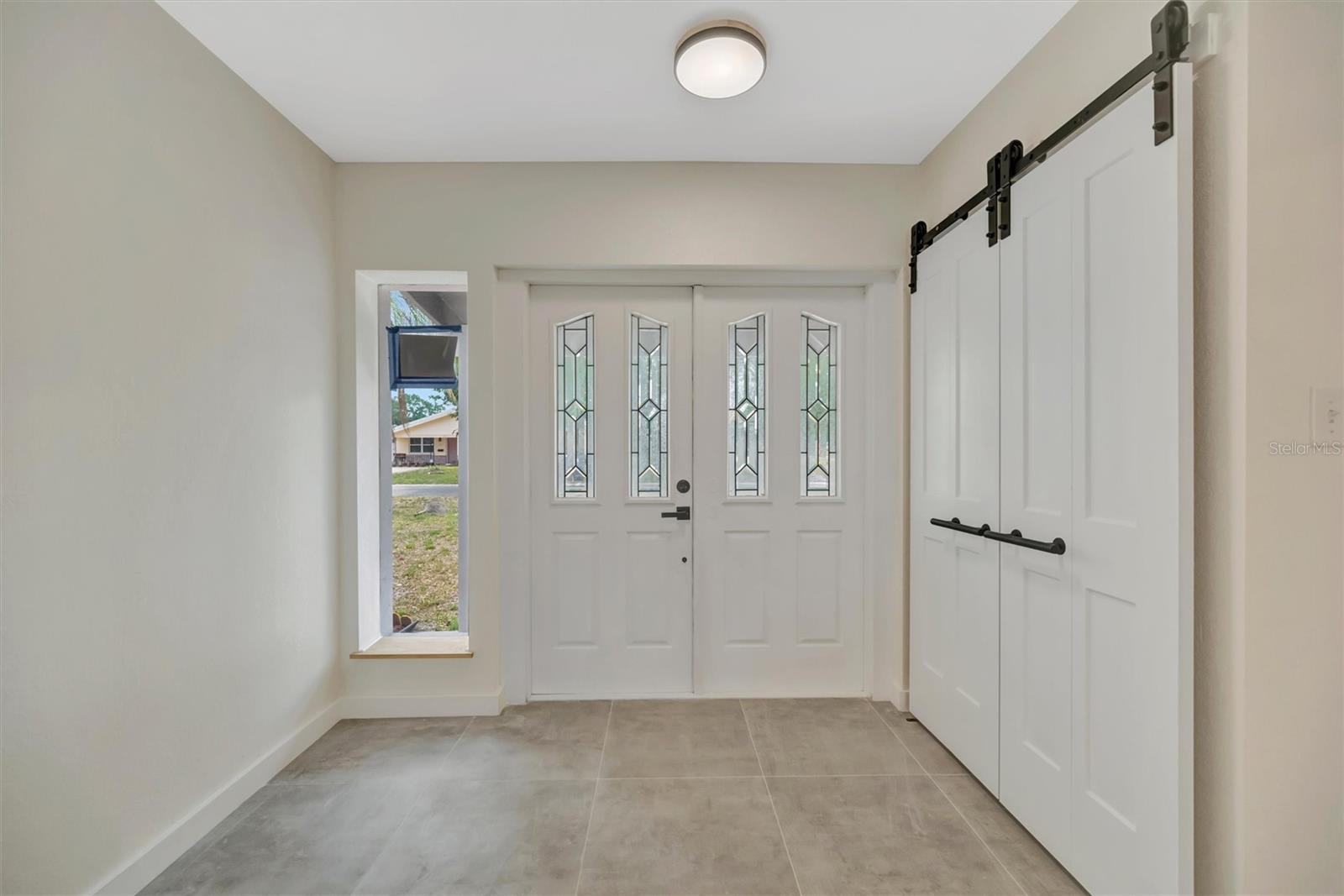 647 74TH AVE N, ST PETERSBURG, FL, 33702