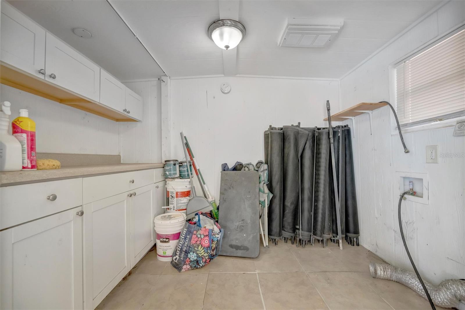 647 74TH AVE N, ST PETERSBURG, FL, 33702