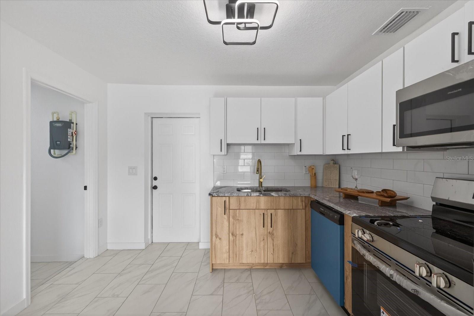 13589 120TH ST, LARGO, FL, 33778