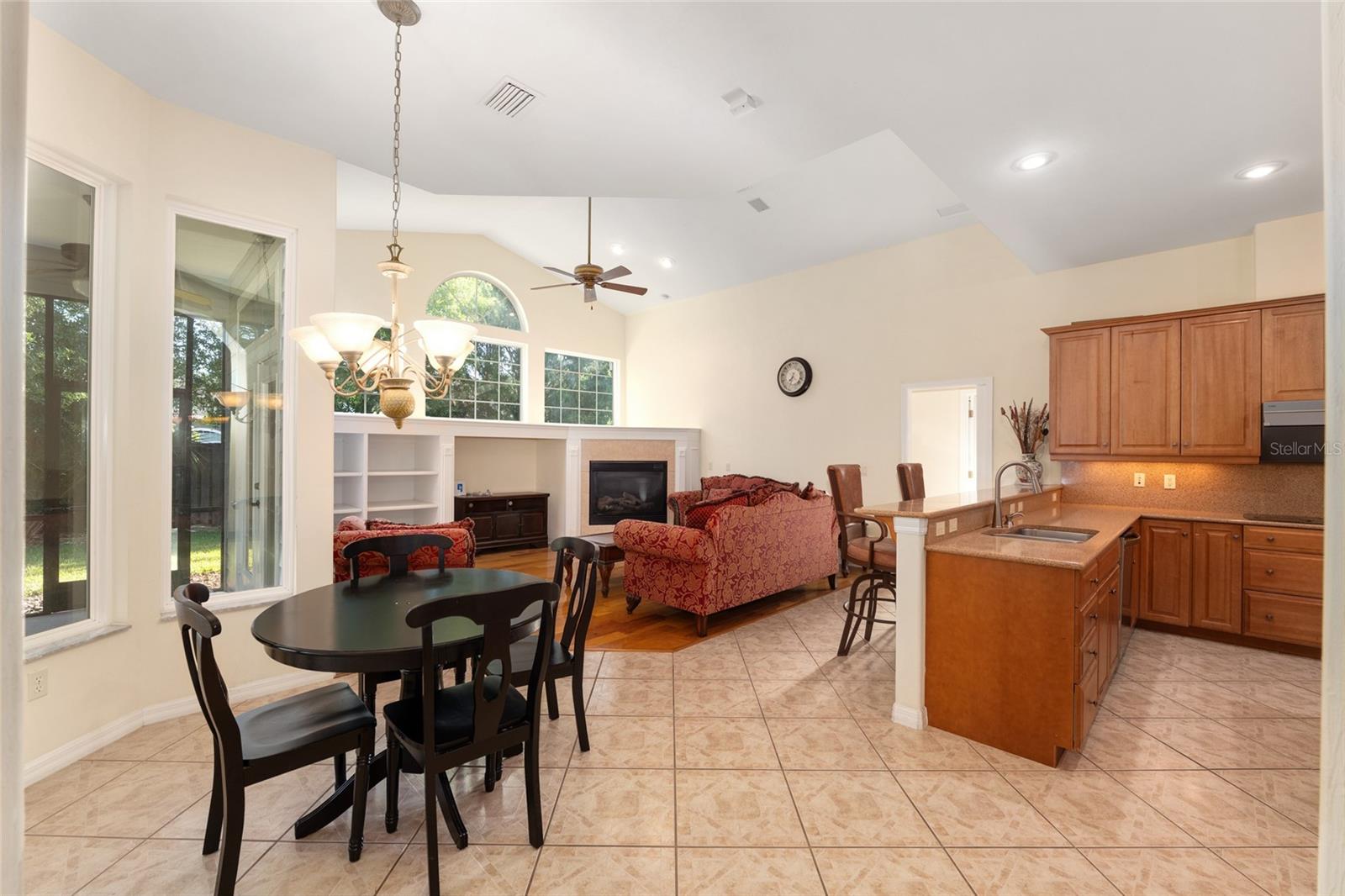 8476 SW 10TH RD, GAINESVILLE, FL, 32607