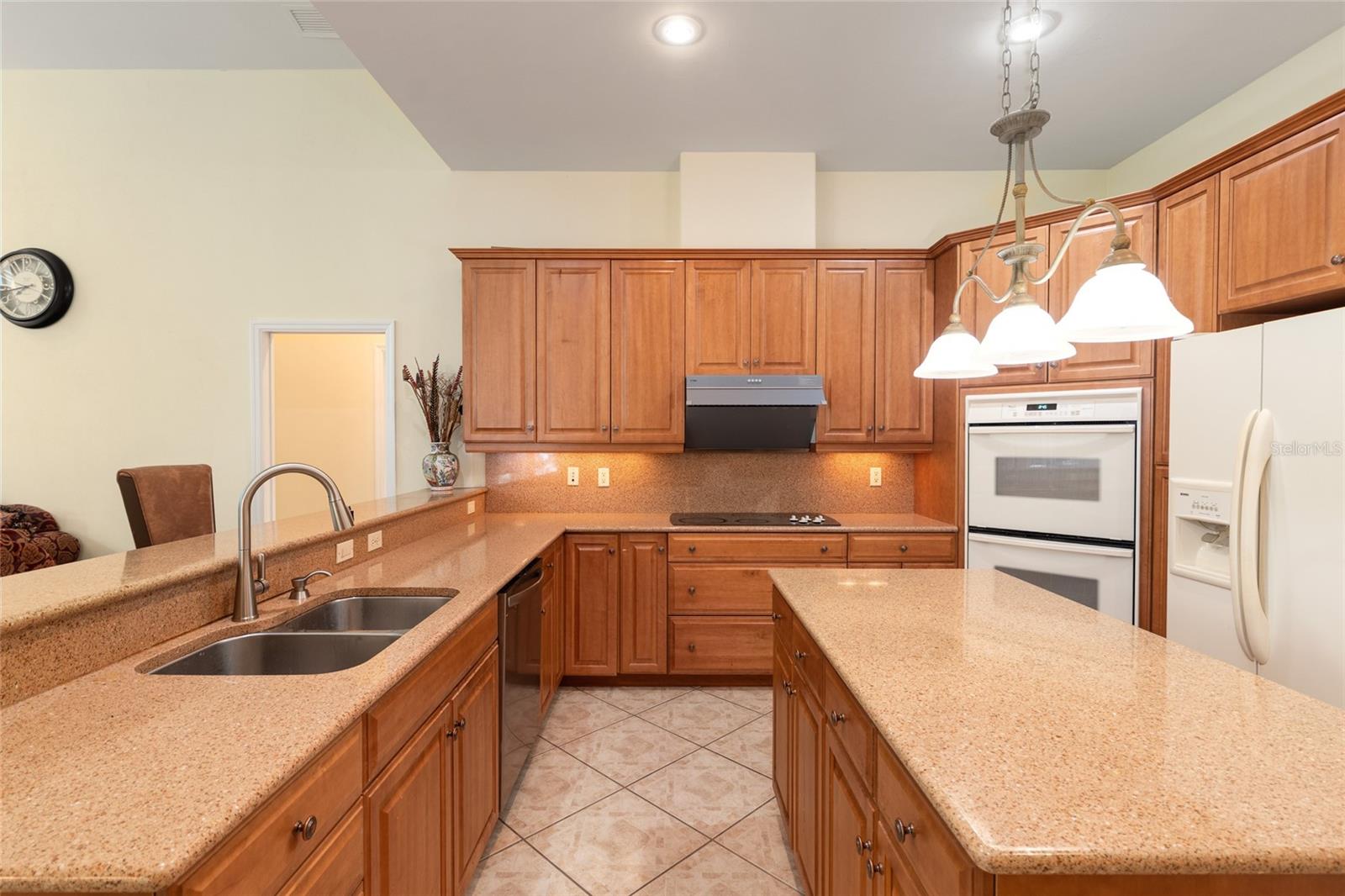 8476 SW 10TH RD, GAINESVILLE, FL, 32607