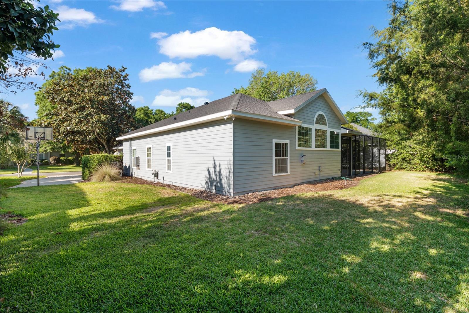 8476 SW 10TH RD, GAINESVILLE, FL, 32607