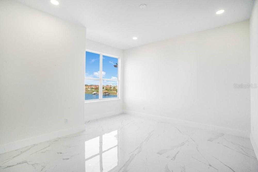 8010 FIRENZE BLVD, ORLANDO, FL, 32836