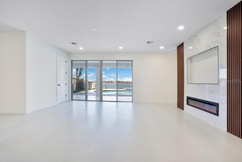 8010 FIRENZE BLVD, ORLANDO, FL, 32836