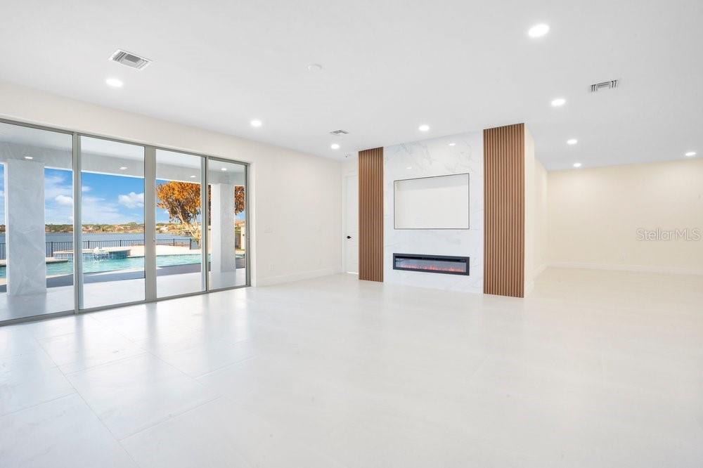 8010 FIRENZE BLVD, ORLANDO, FL, 32836