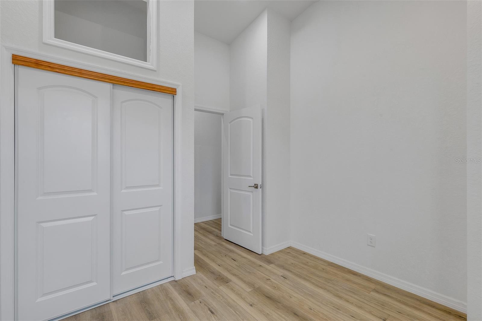 205 N WILD OLIVE AVE, DAYTONA BEACH, FL, 32118