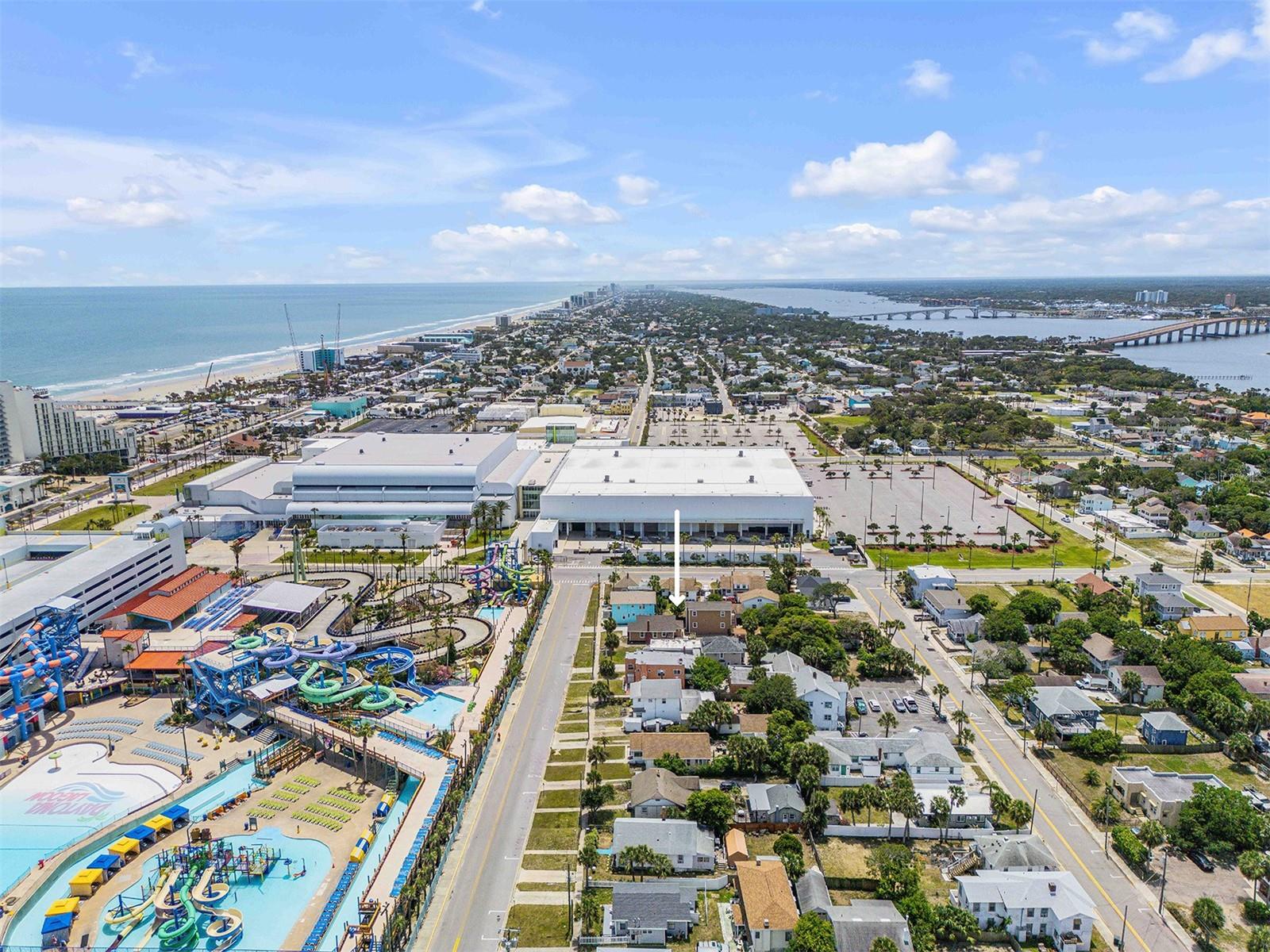 205 N WILD OLIVE AVE, DAYTONA BEACH, FL, 32118