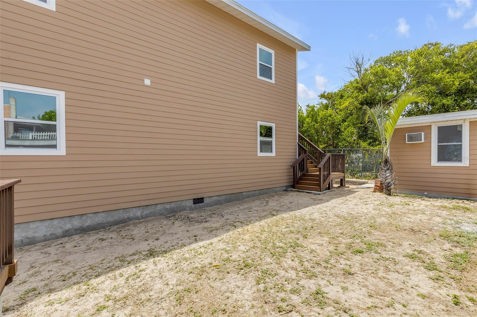 205 N WILD OLIVE AVE, DAYTONA BEACH, FL, 32118