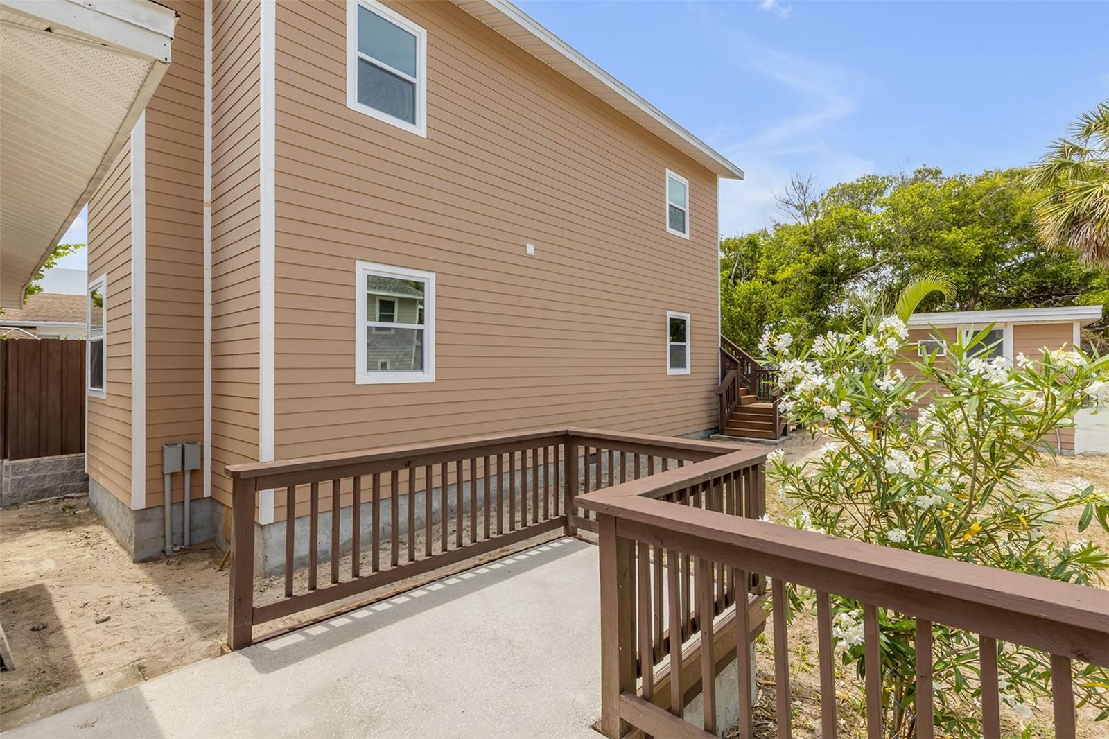 205 N WILD OLIVE AVE, DAYTONA BEACH, FL, 32118