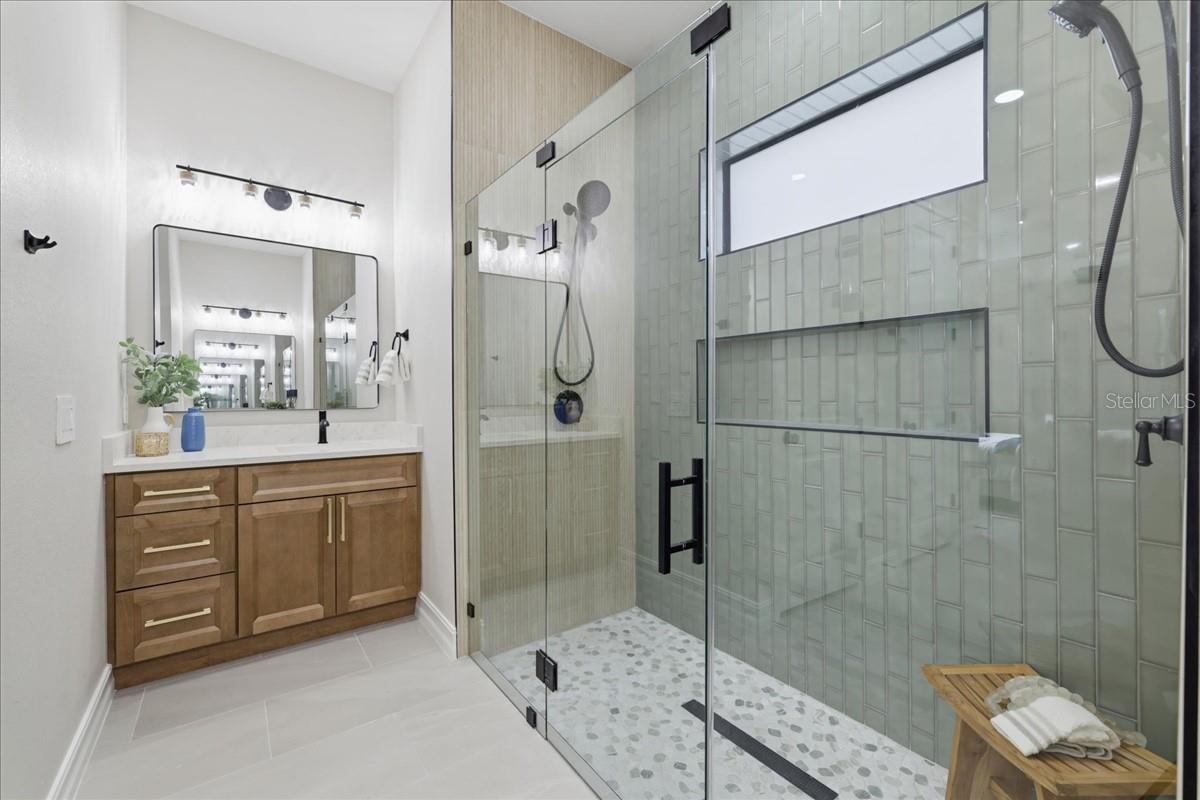 810 SENTINELA BLVD, LEHIGH ACRES, FL, 33974