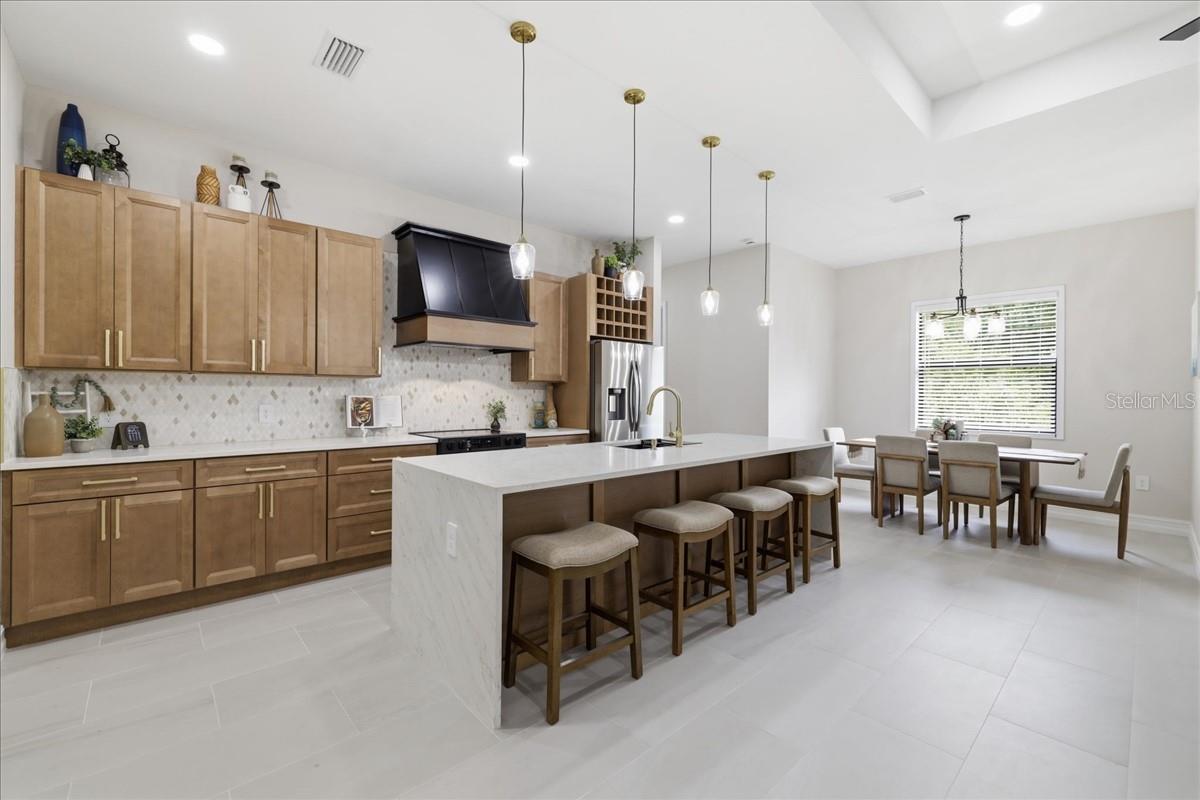 810 SENTINELA BLVD, LEHIGH ACRES, FL, 33974