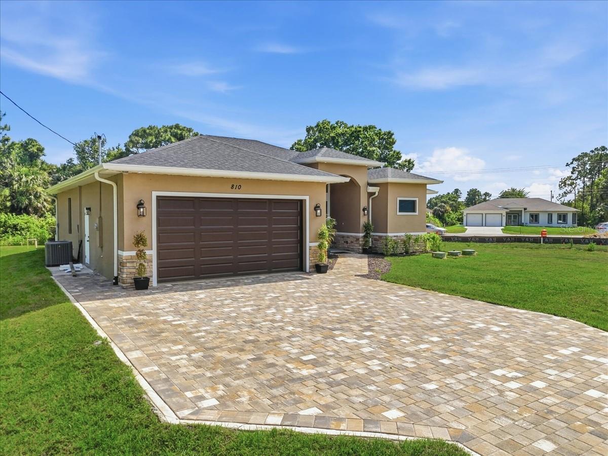 810 SENTINELA BLVD, LEHIGH ACRES, FL, 33974