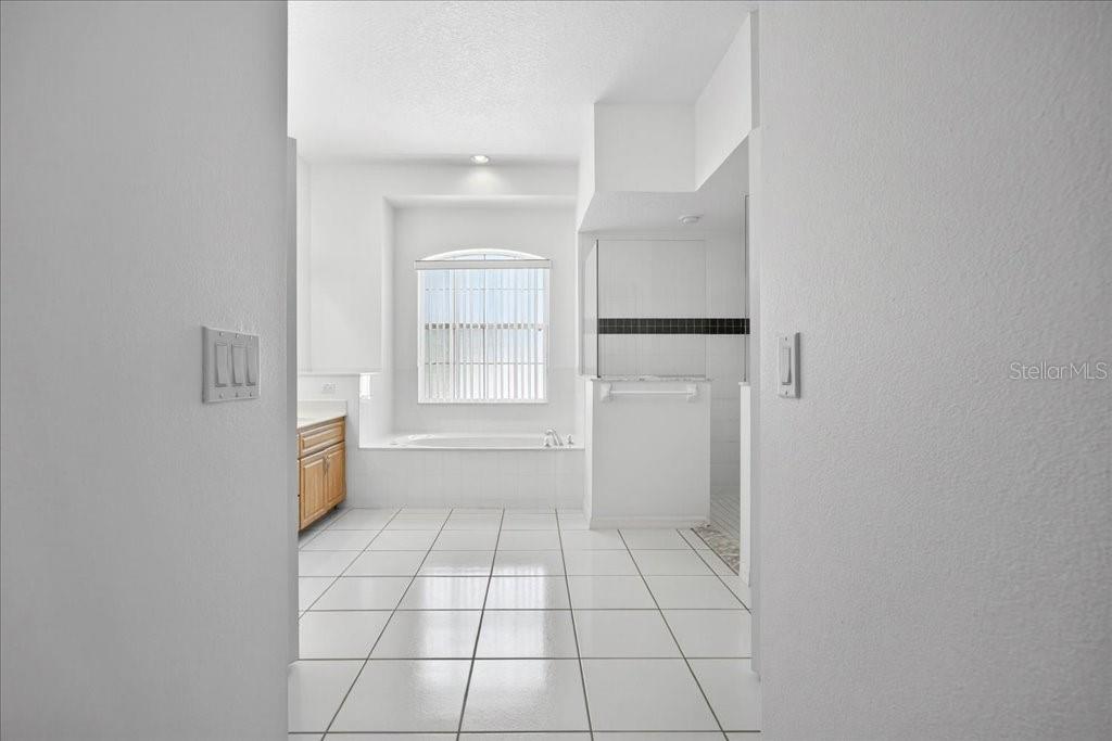 25 WESTMINSTER DR, PALM COAST, FL, 32164