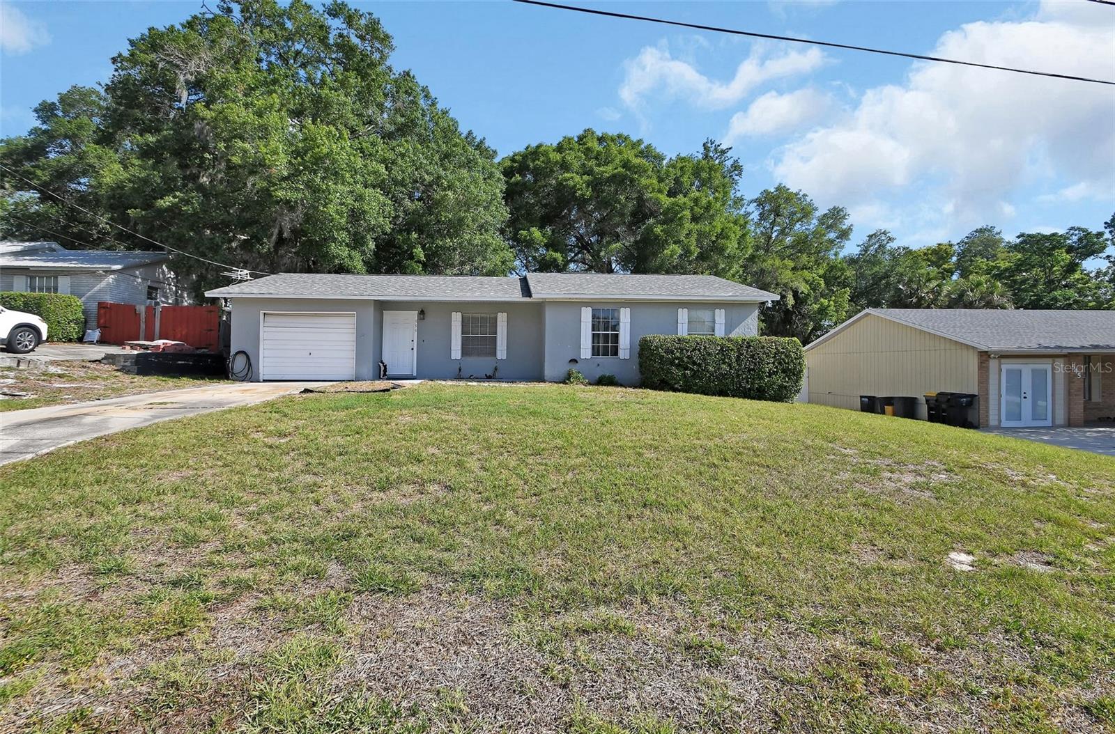 555 SANDY PINES DR, ORANGE CITY, FL, 32763