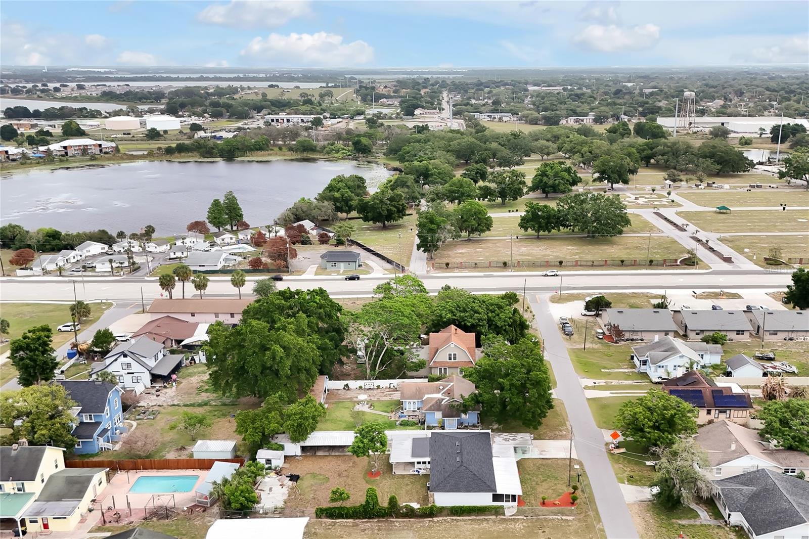 825 NW AVENUE Y AVE NW, WINTER HAVEN, FL, 33881