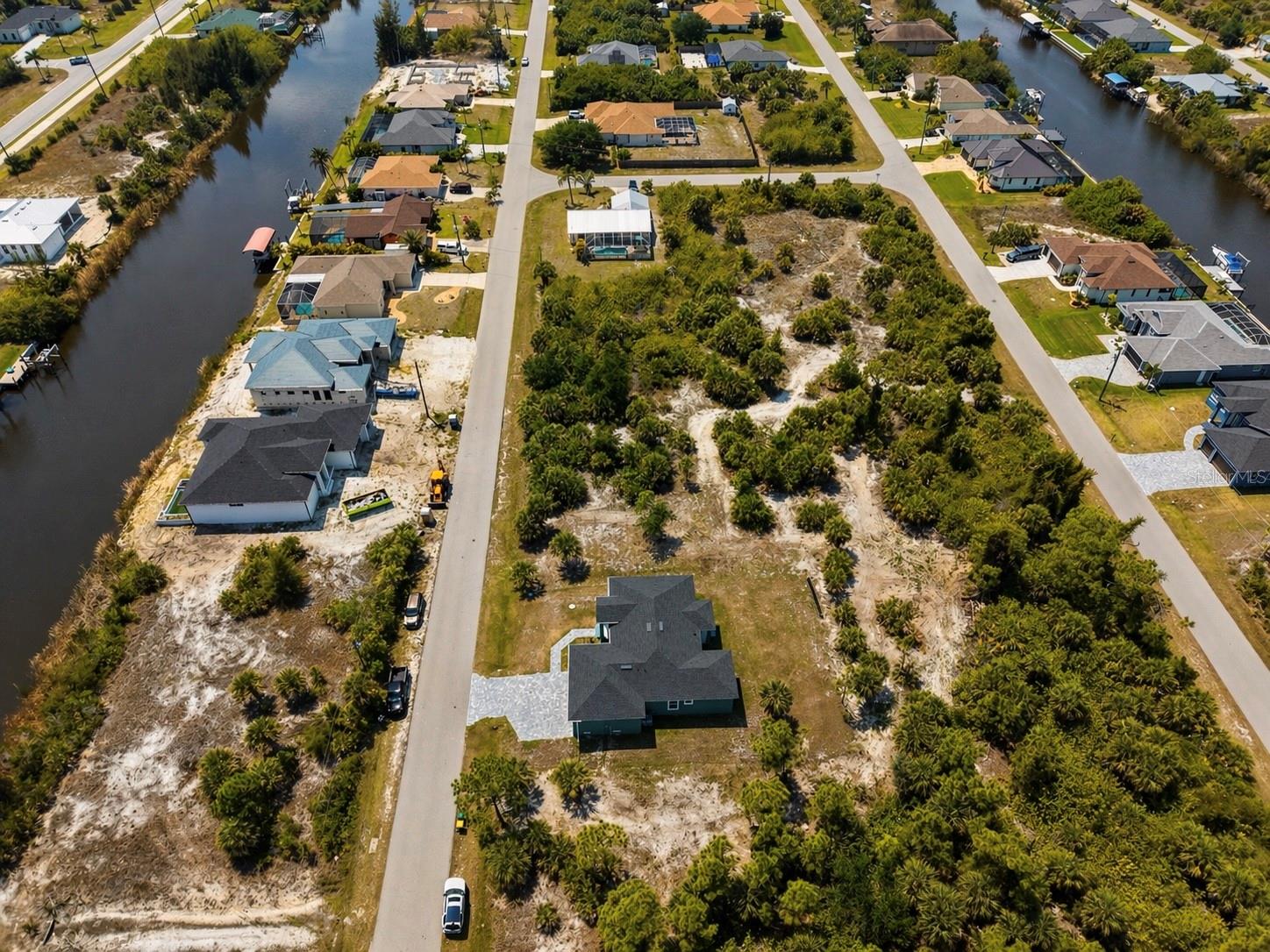 15473 LAKELAND CIR, PORT CHARLOTTE, FL, 33981