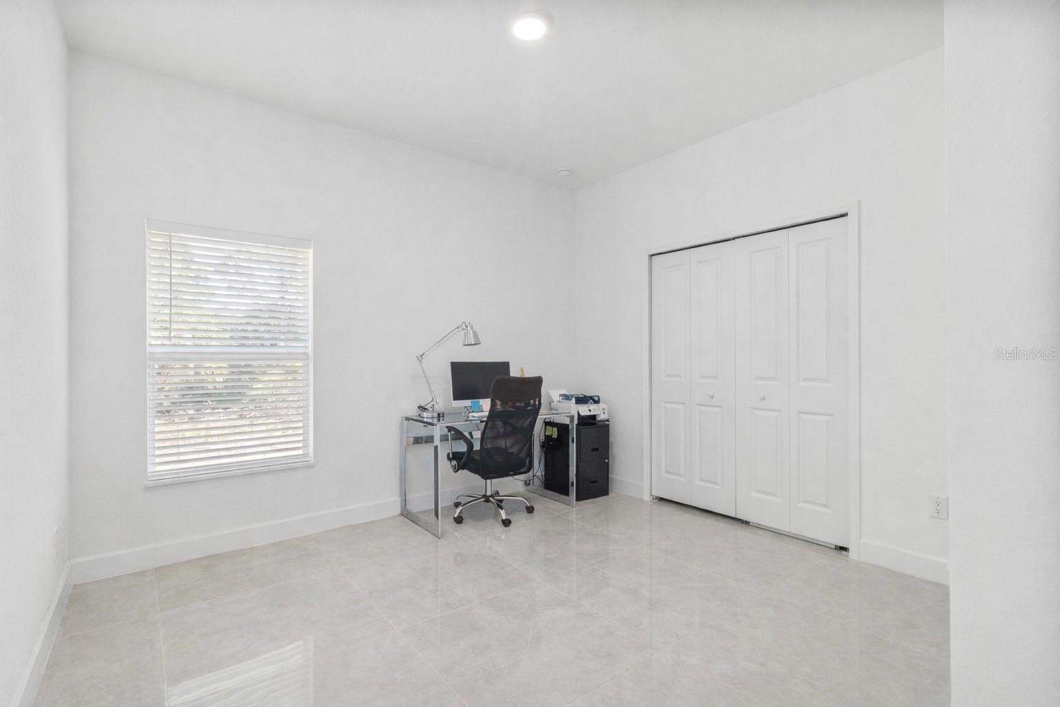 15473 LAKELAND CIR, PORT CHARLOTTE, FL, 33981