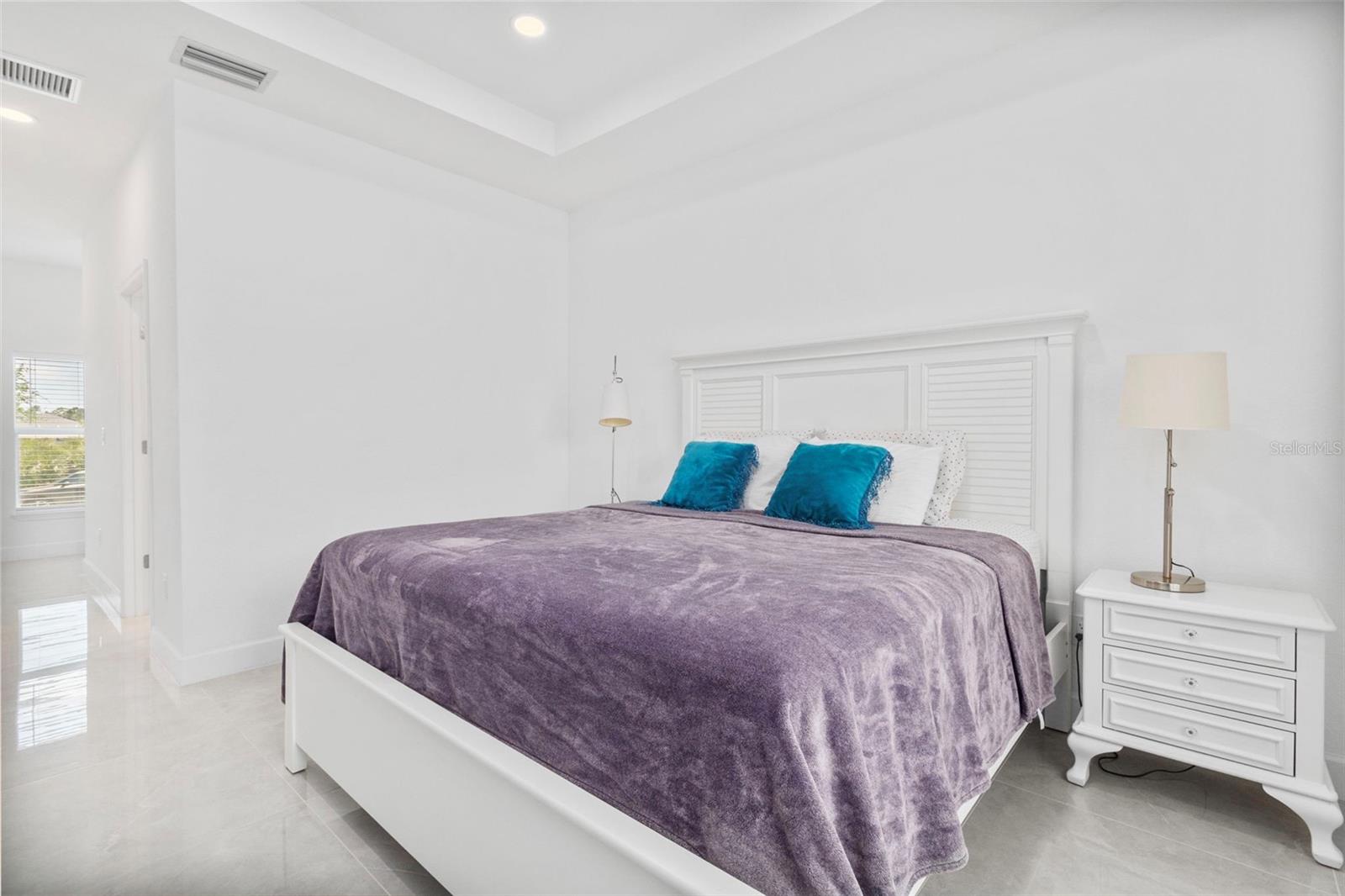 15473 LAKELAND CIR, PORT CHARLOTTE, FL, 33981