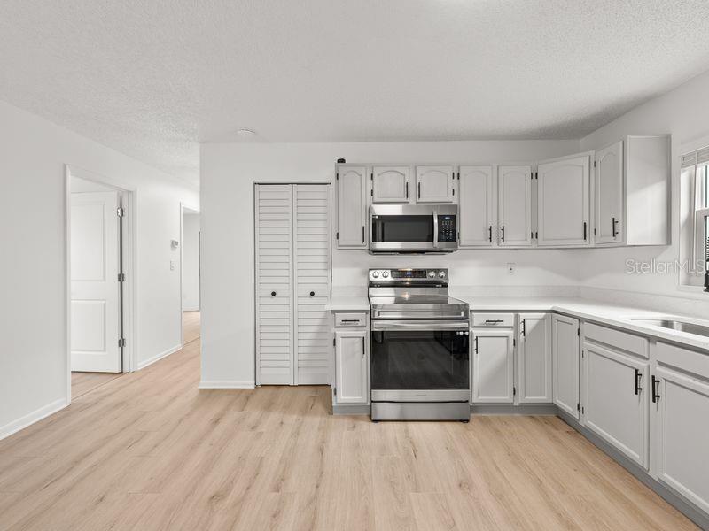 3761 21ST AVE S, ST PETERSBURG, FL, 33711