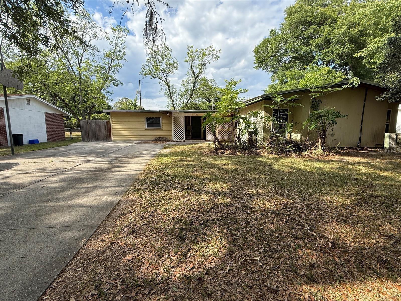 1610 NE 19TH PL, GAINESVILLE, FL, 32609